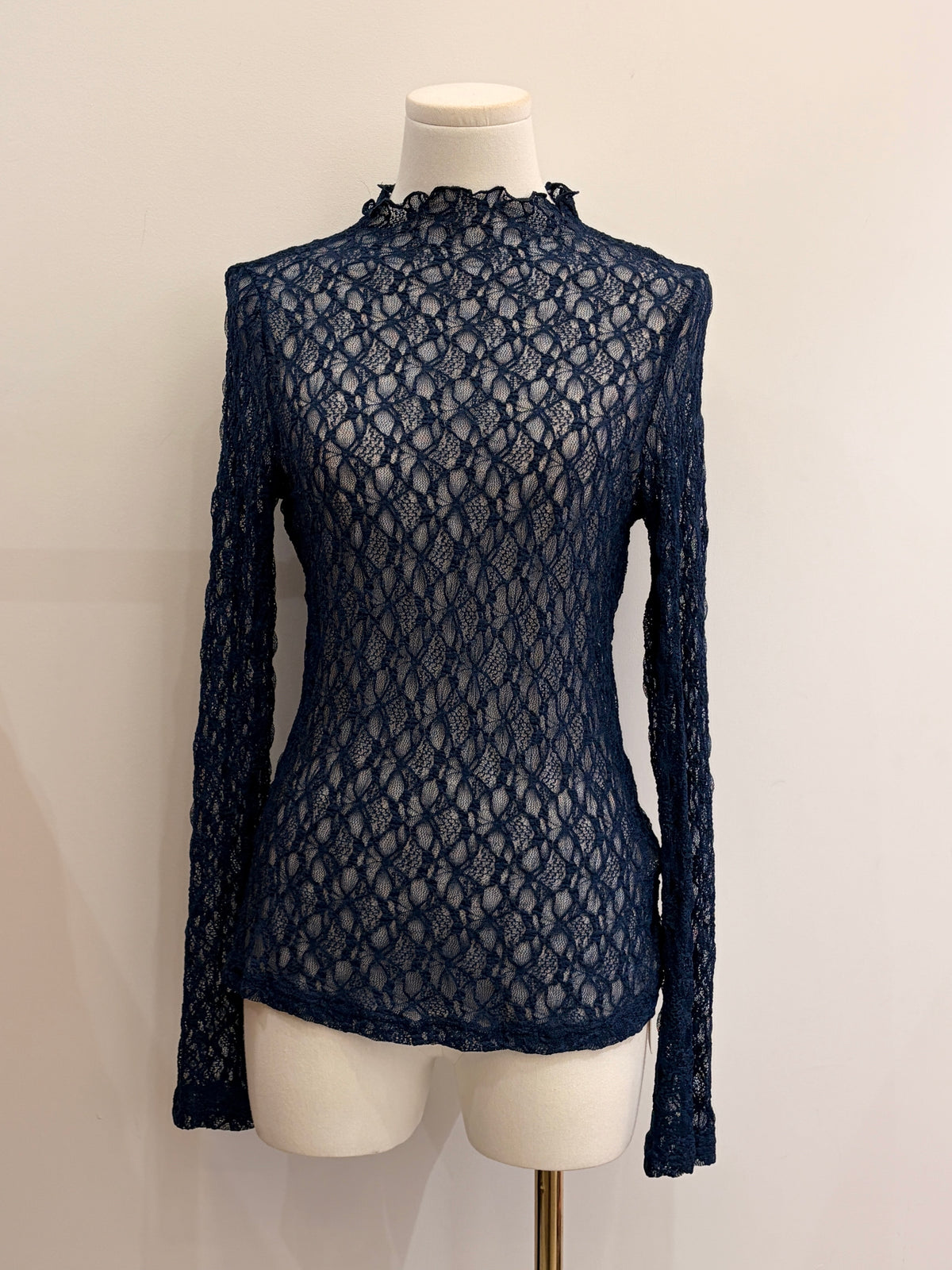 Blouse dentelle bleu marine