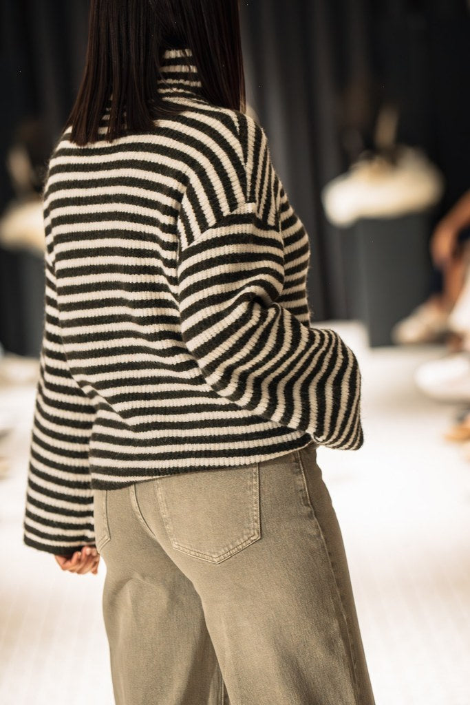 Gilet ligné kaki