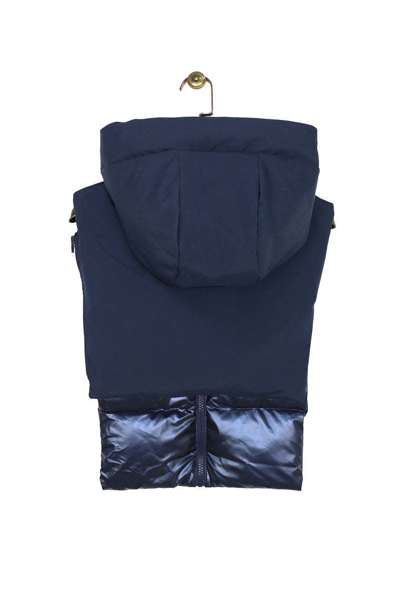 Capuche amovible et réversible