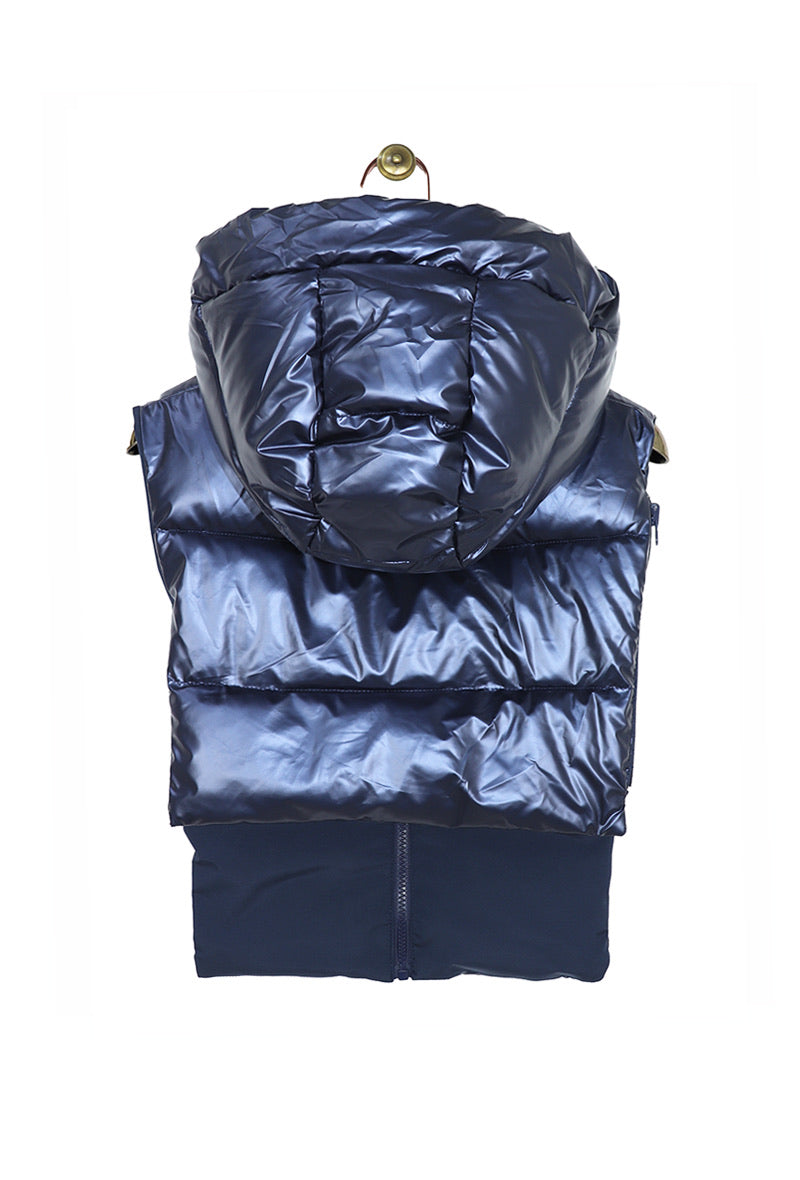 Capuche amovible et réversible