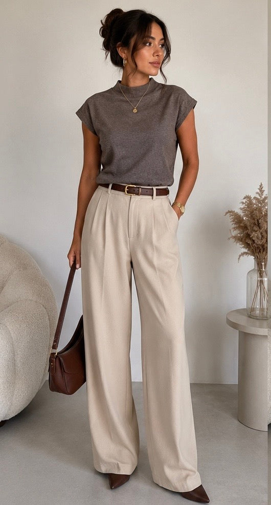 Blouse taupe