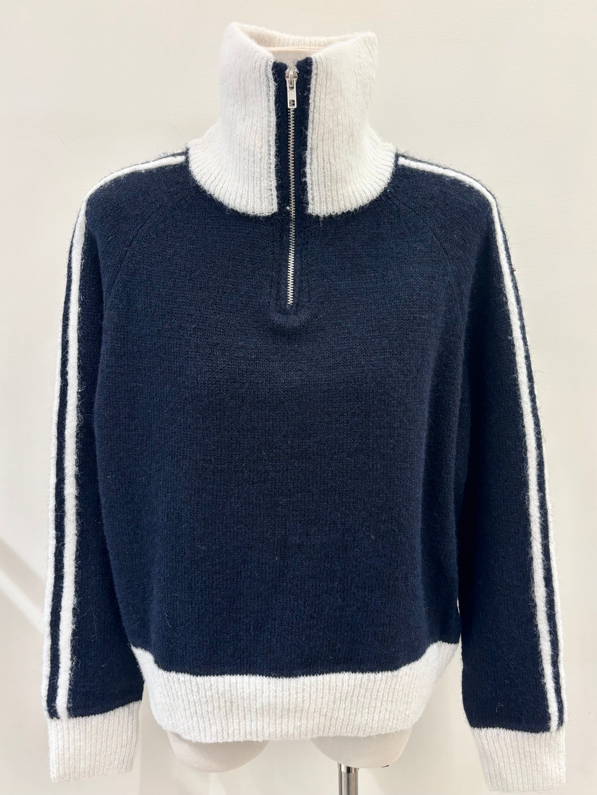 Pull zip col montant